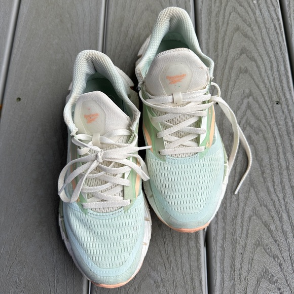 Reebok Floatzig 1 EUC - Picture 6 of 7